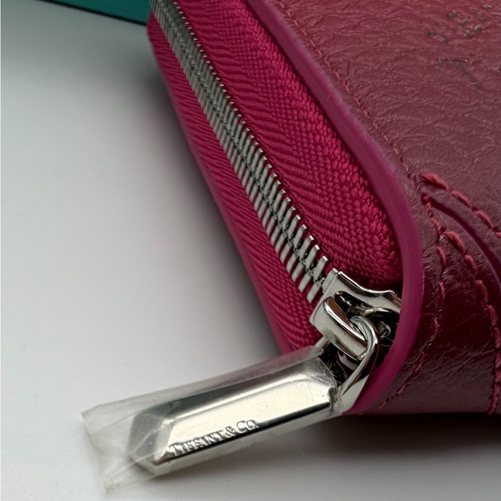 Tiffany & Co. New red black ombré leather L zip wallet - Picture 4 of 12